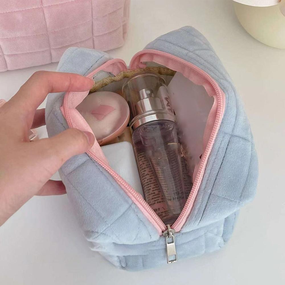 Cute Plush Makeup Bag For Wome - огляд і ціна Beauty Makeup Women